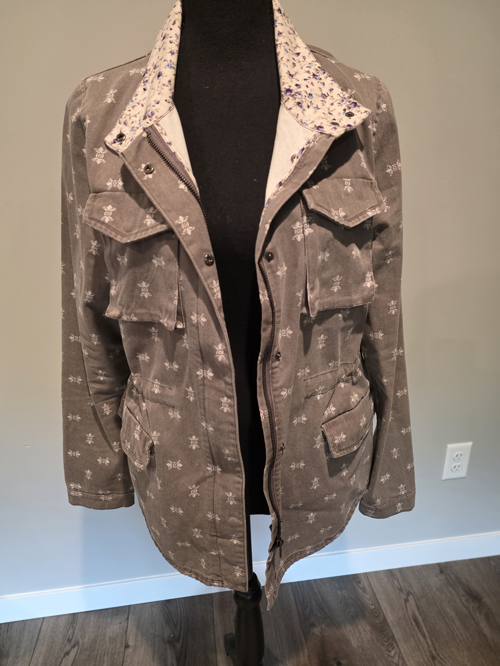 Element Women's Gray Floral-Print Utility Jacket